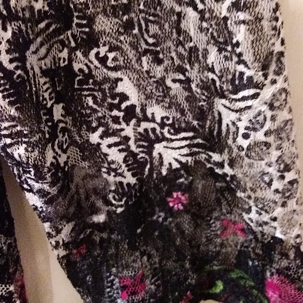 Lace blouse - Picture 3 of 4